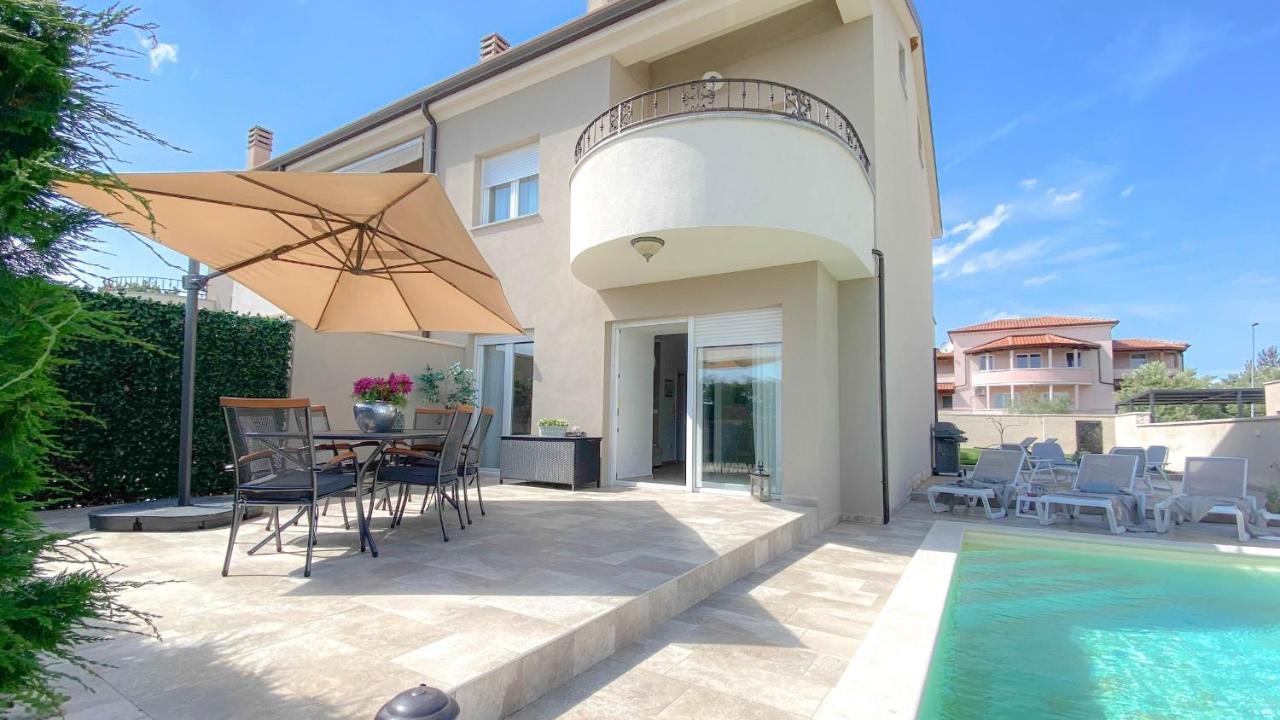 Casa Hana Bužinija Εξωτερικό φωτογραφία